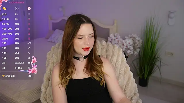 Milana_Moons 现场XXX聊天