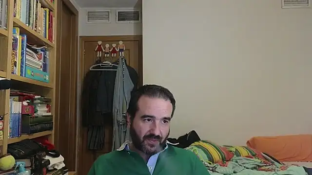 curiosillo83 live XXX chat