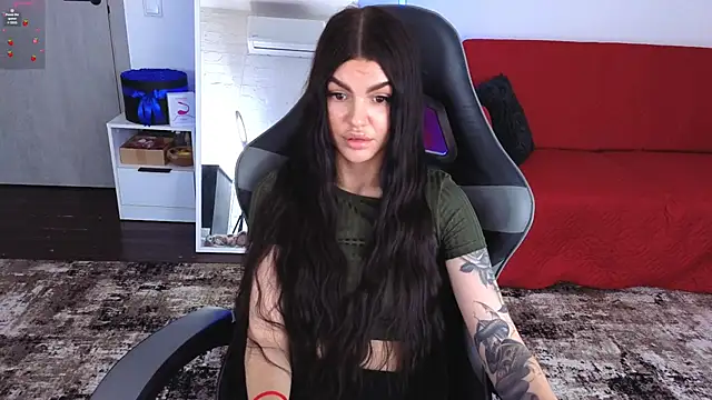 AnacondaOnn's Live XXX Chat