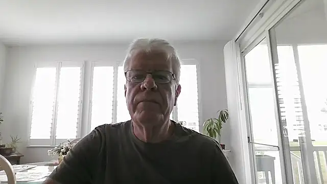 NeoOnSC élő XXX-chatje