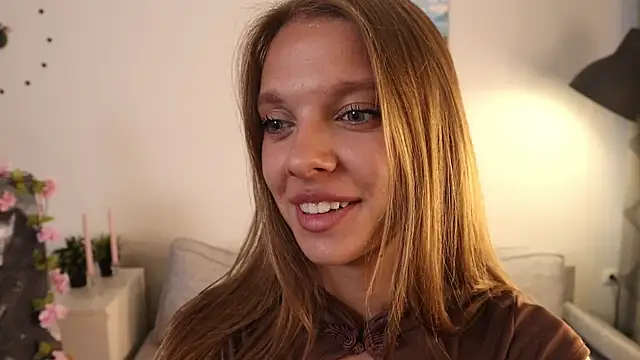 Kelly_Clarks' Live XXX Chat