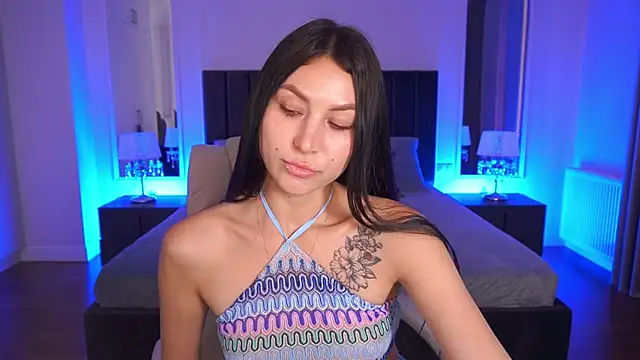 Chat +18 de EliseVelour ao vivo