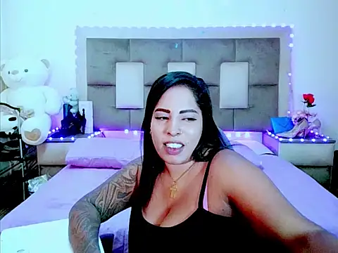 Czat XXX na żywo – indiantopaz694u