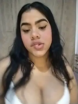 Онлайн чат XXX Bicky_24