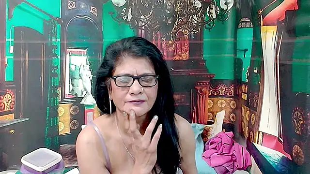 Czat XXX na żywo – IndianAllure