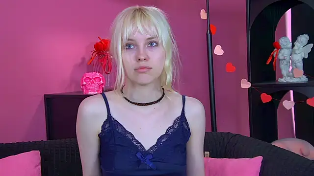 XXX chat uživo modela HannahHollis