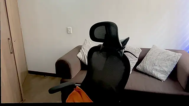 Rob_fab Adlı Modelin Canlı XXX Sohbeti