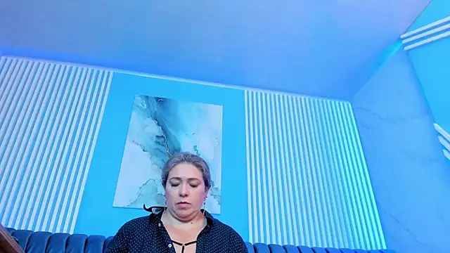 Chat +18 de dahianeconnor ao vivo