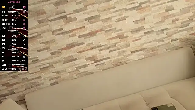 Онлайн чат XXX cute_emmma