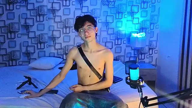 Chat XXX en directo de Twink_Sebas7