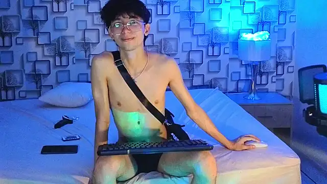 دردشة Twink_Sebas7 الجنسية المباشرة