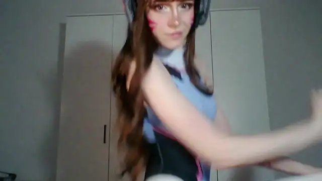 Chat +18 de KayleneWesterberg ao vivo