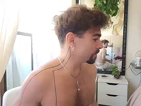 Chat +18 de EnricoNetto ao vivo