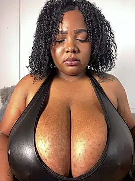 angelGgold Adlı Modelin Canlı XXX Sohbeti