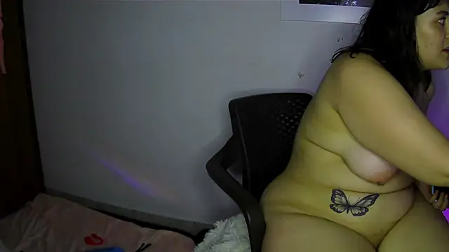 Czat XXX na żywo – soysara15