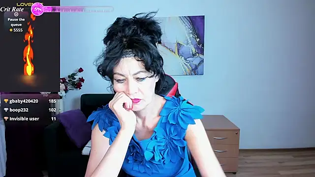 Chat +18 de Silvia_Wallec ao vivo