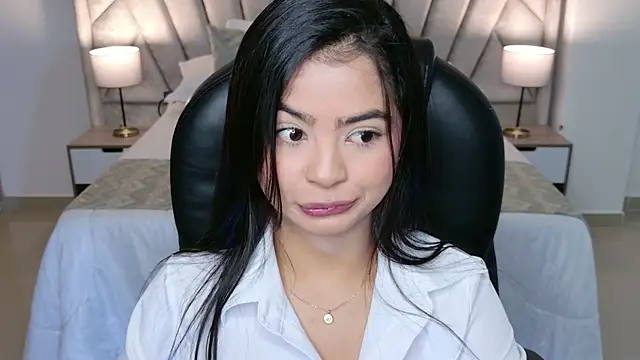 Layla_Breezee – Naživo XXX chat