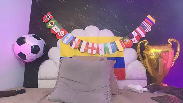 XXX chat uživo modela _MiaBrown_