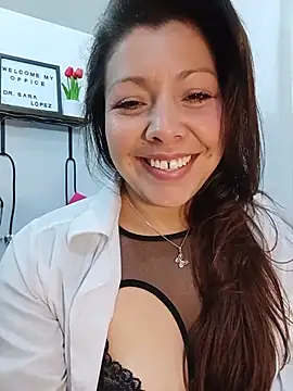 צ'אט XXX בשידור חי של SARA_21-
