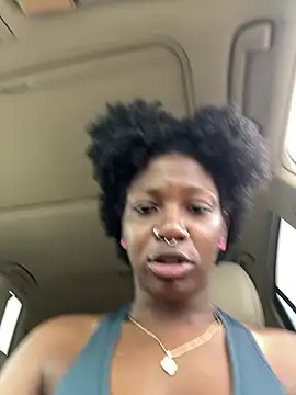 mochakaia's Live XXX Chat