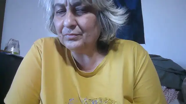 Chat +18 de ExquisiteMature ao vivo