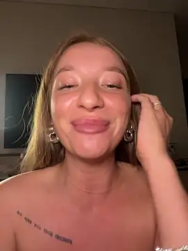 RollingGirls Chat XXX in diretta