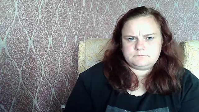 Chat +18 de DollyGersonn ao vivo