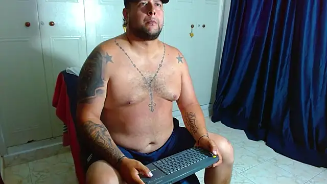Michaell_Myerss_'s Live XXX Chat