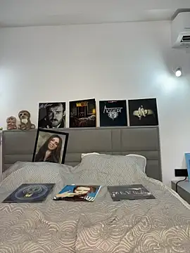 Živý XXX chat CurlyLara