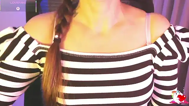 Chat XXX en directo de Layla_Ahh