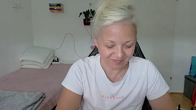 Linsy_Kim live XXX chat