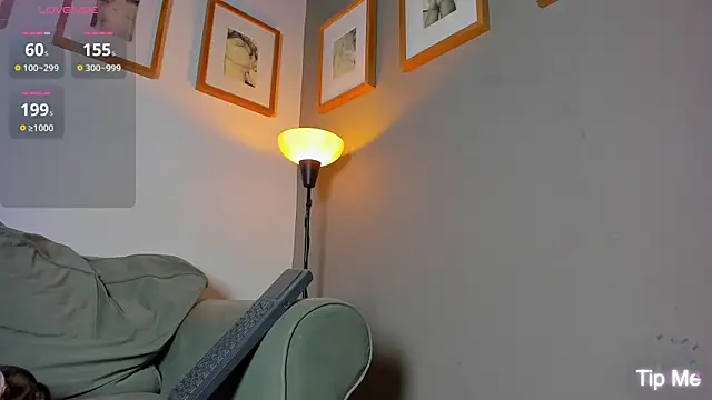 Ackerman_Eren_ élő XXX-chatje