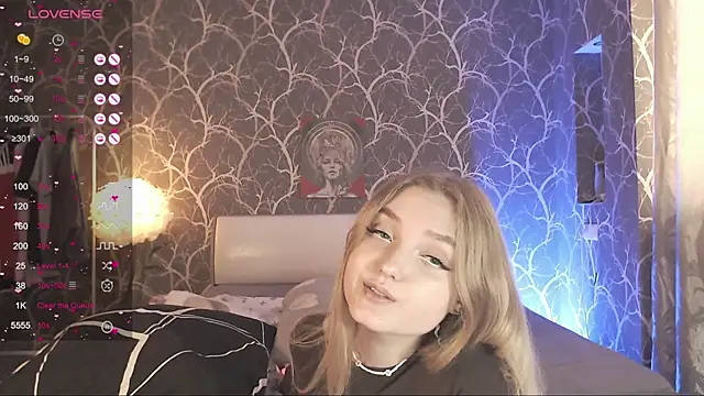 MiaMiaMeow Adlı Modelin Canlı XXX Sohbeti