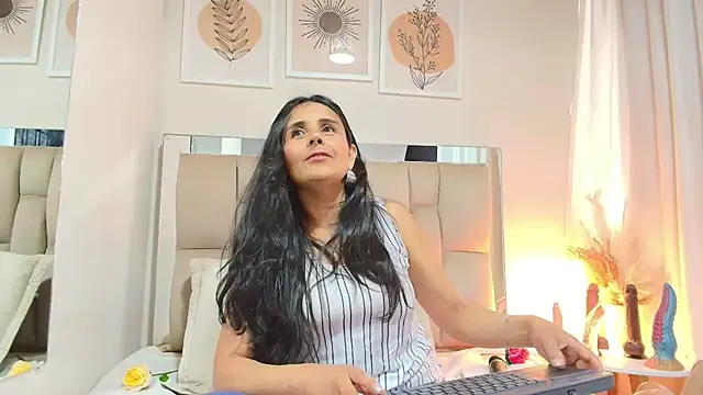 _Marcela__ Chat XXX in diretta
