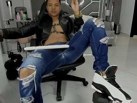 Онлайн чат XXX master_leather