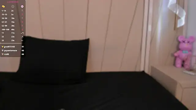 Chat +18 de lexiee__ ao vivo