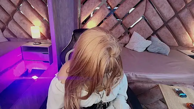 lya_nekko_'s Live XXX Chat