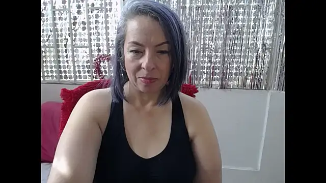 Leidy_Brenda Chat XXX in diretta