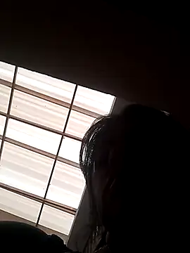Naomy_Gomez_のライブXXXチャット