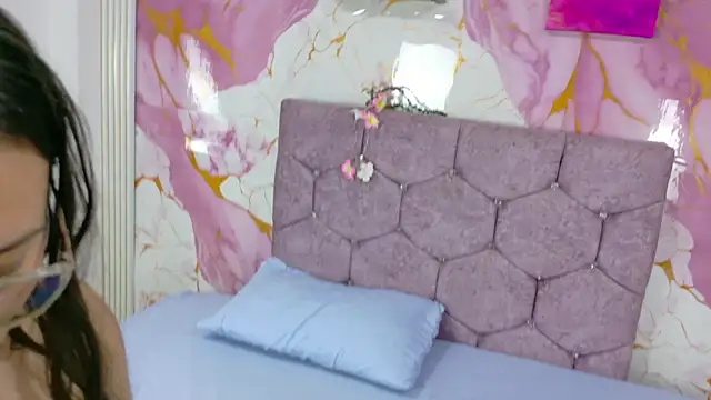 دردشة ObsessionRoom الجنسية المباشرة