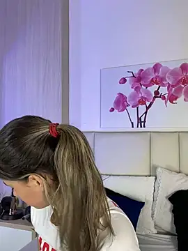 JuliaColemann – Naživo XXX chat
