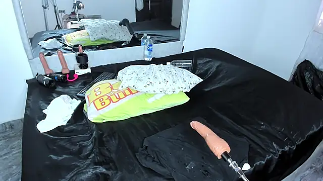 Benjamin_Buster Chat XXX in diretta