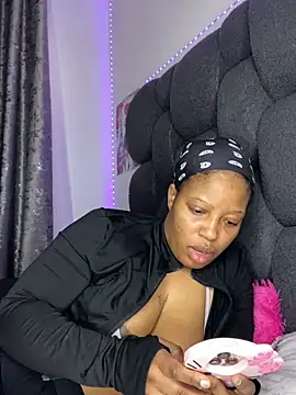 RainBougie live XXX chat