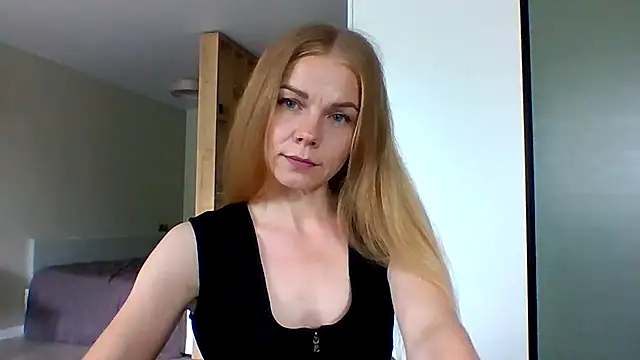 Tina5394 现场XXX聊天