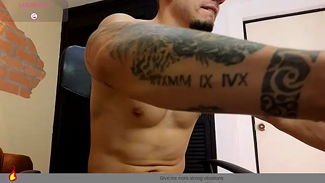 Josh_miller01's Live XXX Chat