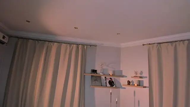 Lova_Rane Adlı Modelin Canlı XXX Sohbeti