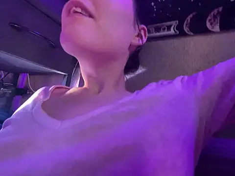 Lilactease Live XXX Chat