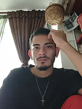 Exlifern Live XXX chat