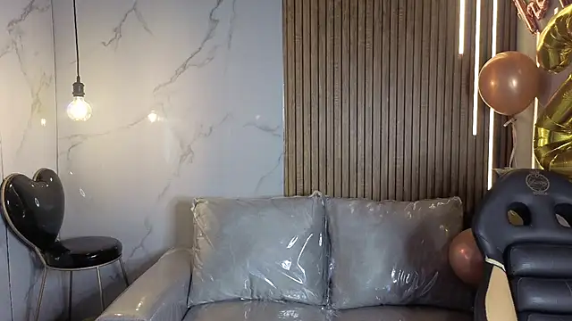 Chat XXX en directo de Perla_lovely_