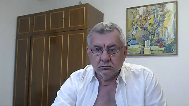 Онлайн чат XXX machomale3